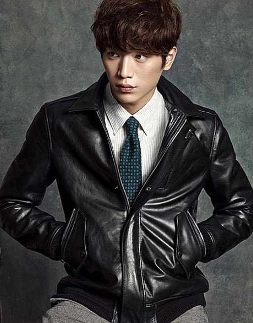 둘 중 한명 사겨야한다면 전자 vs 후자 | 인스티즈