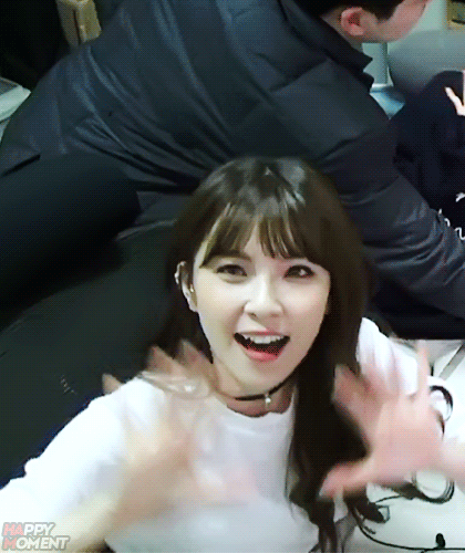 흔치 않은 고급시계 하는 여자아이돌 | 인스티즈
