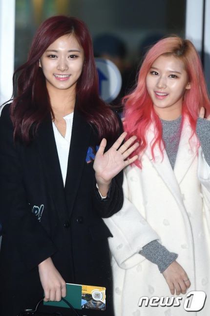 오늘자 MAMA 막차 탄 트와이스 출국.jpg | 인스티즈