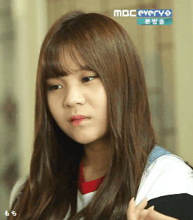 키스신에 대한 여자친구의 반응.gif | 인스티즈