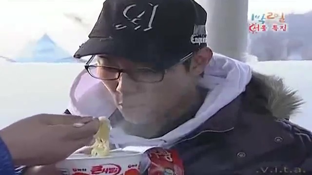 [1박2일] 한강에서 컵라면 먹방 은초딩의 천재적인 라면 뺏어먹기 jpg | 인스티즈