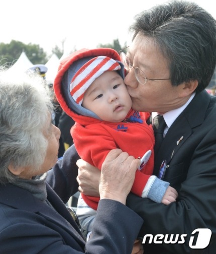 대선후보와 아기 | 인스티즈