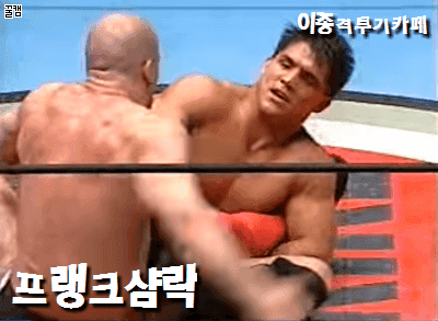 특이점이 온 일본 편의점 (편의점 알바생들의 위기상황) BGM | 인스티즈