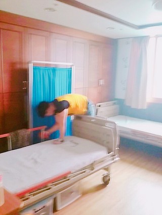 윤금 이미지
