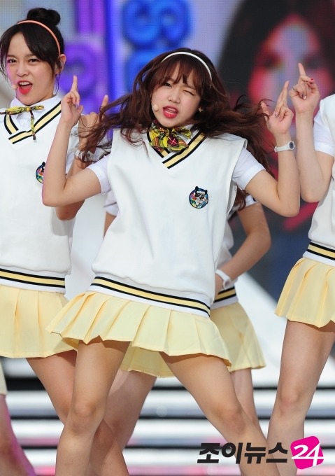 어제자 드림콘서트 유정이 (ioi) | 인스티즈