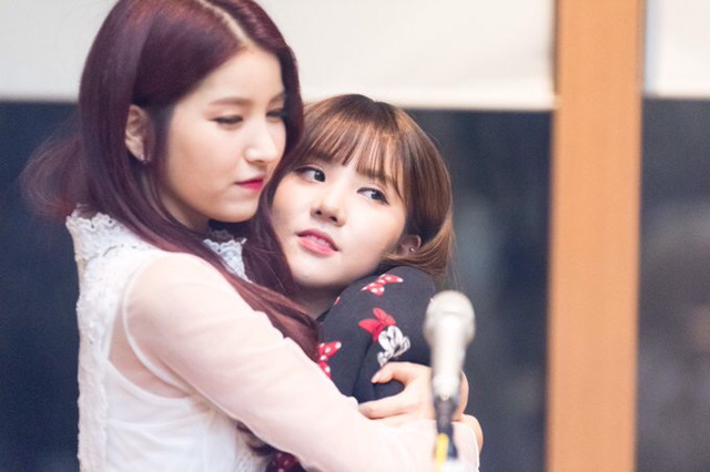 [여자친구] 아침부터 습도가 높은 것 같아서 은하 | 인스티즈