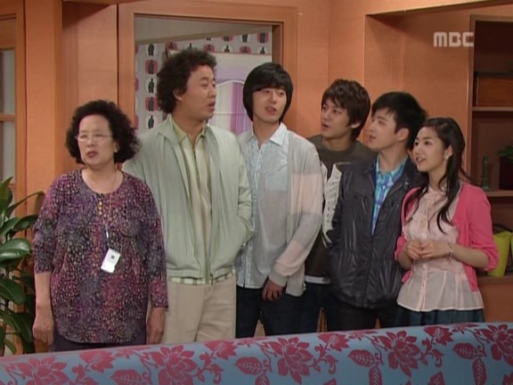 [거침없이하이킥] 박해미한테 못당하는 민용이 ㅋㅋㅋㅋㅋㅋㅋ.jpg | 인스티즈