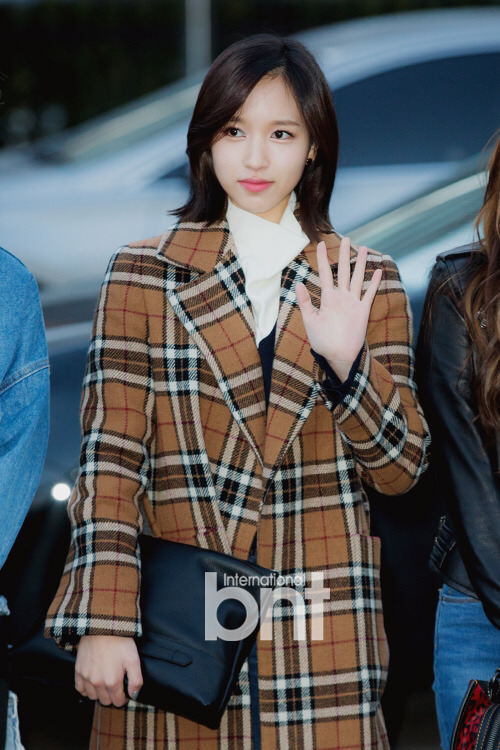170224 뮤뱅 출근길 미나리 | 인스티즈