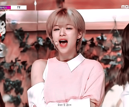자기 전에 올려주는 정연 | 인스티즈