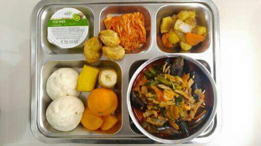 육군과 비교되는 흔한 의경짬밥.jpg | 인스티즈