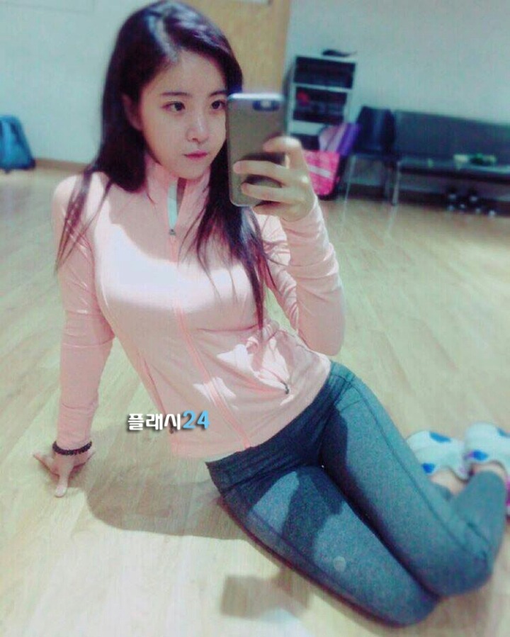 남성들 취향 저격 하는 여자아이돌 몸매.jpgif | 인스티즈