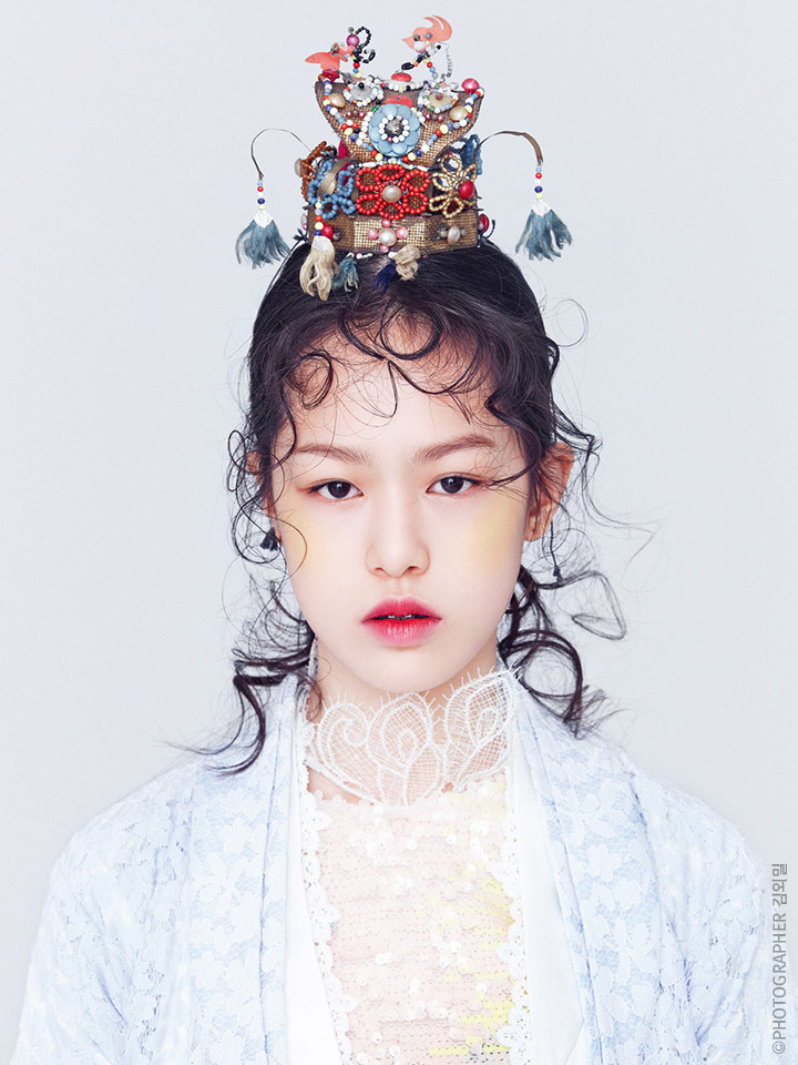 SNS에서 설리, 블랙핑크 제니 닮은걸로 화제모은 2001년생 모델 | 인스티즈