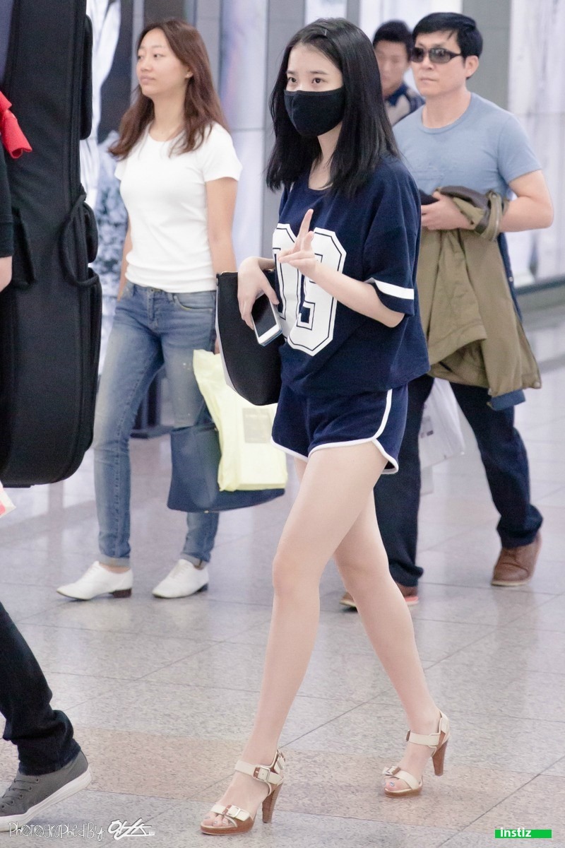 아이유 각선미 | 인스티즈
