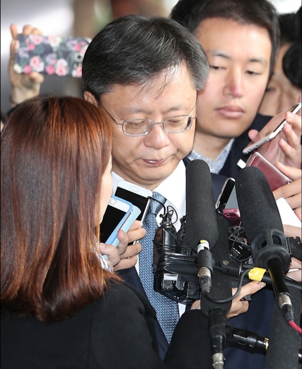 아주 는 눈 | 인스티즈