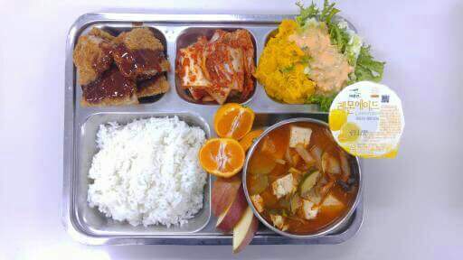 육군과 비교되는 흔한 의경짬밥.jpg | 인스티즈