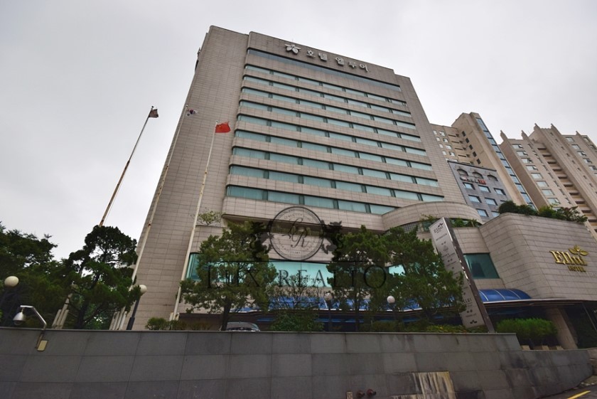 강남에서 유명한 전설의 호텔이 없어지고 초호화 빌라로 재건축 | 인스티즈