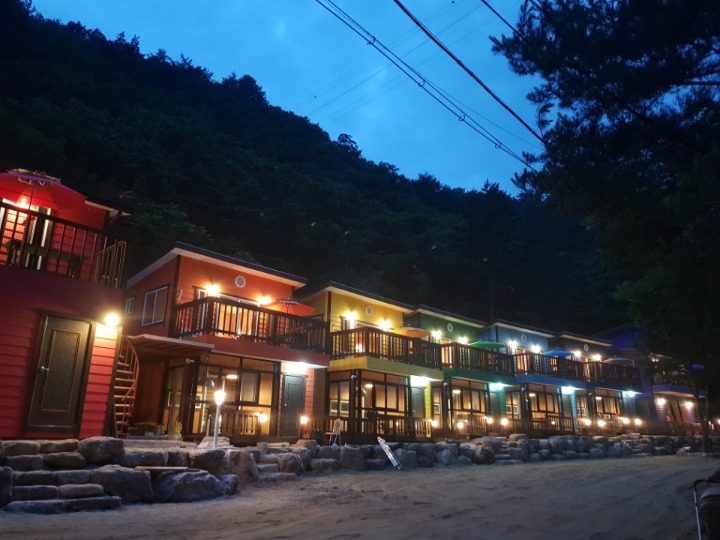 레인보우펜션 이미지