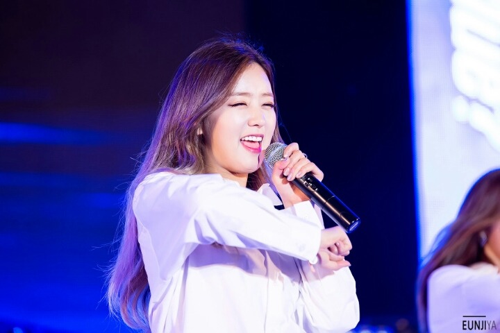 왔다갔다하는 보미 | 인스티즈