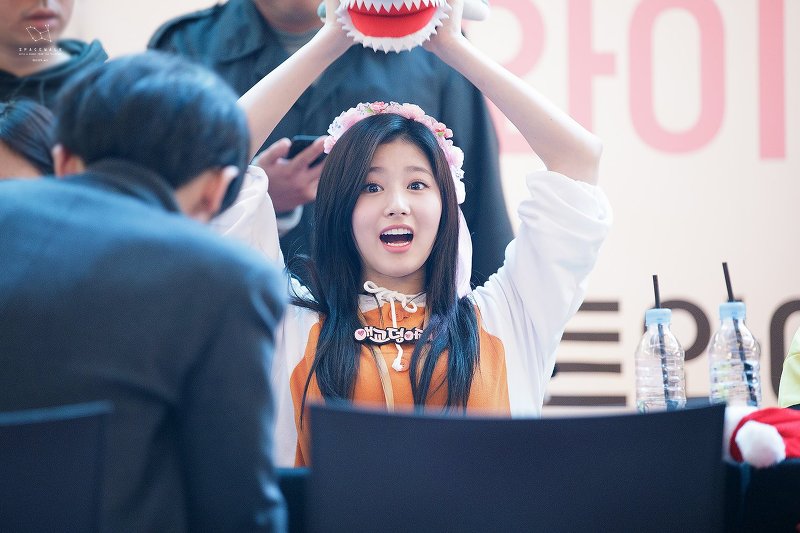 트와이스 사나 | 인스티즈