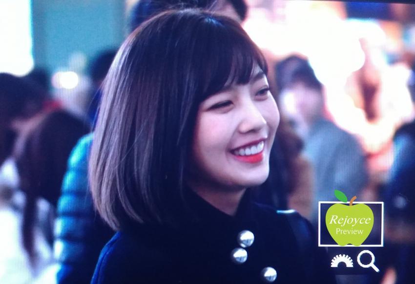 오늘자 일본 출국하는 레드벨벳 완전체 | 인스티즈