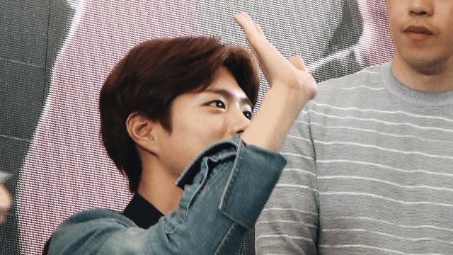 팬한테 거절당하는 연예인들.gif | 인스티즈
