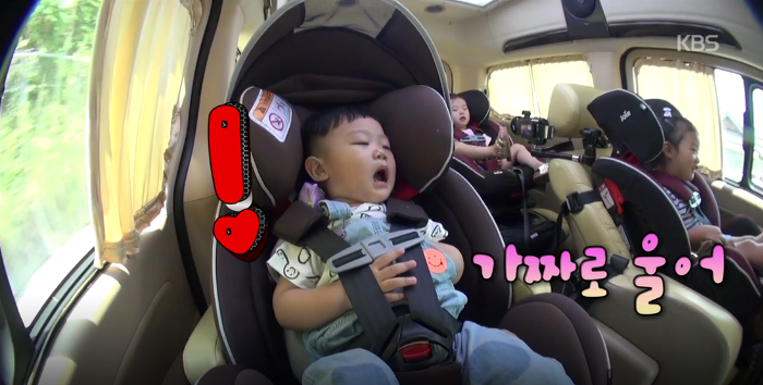 울지않는 아기 대박이... 우는 연기하다 누나랑 아빠한테 걸림 ㅋㅋㅋㅋㅋ | 인스티즈