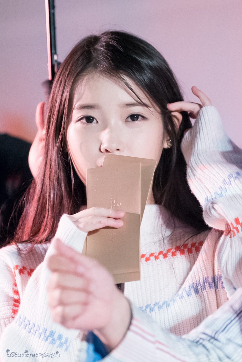 아이유 최근 화보 ㅠ | 인스티즈