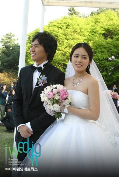 당시 23살이란 나이에 결혼한 배우.jpg | 인스티즈