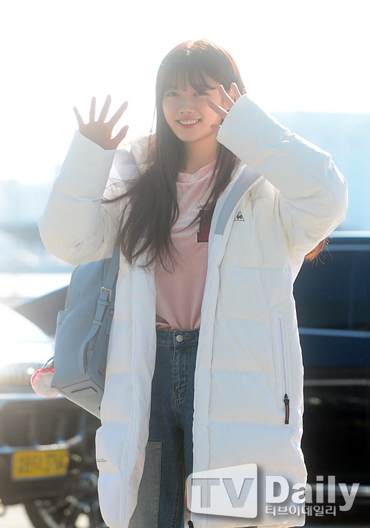 오늘자 김유정 짱예 | 인스티즈