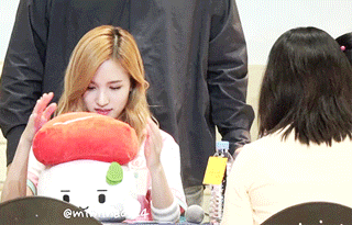 초밥인형이 부럽긴 처음... + 인형이 인형끌어안고 있다(미나리) | 인스티즈