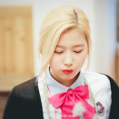 [트와이스] 먹는것도 귀여운 사나(움짤) | 인스티즈