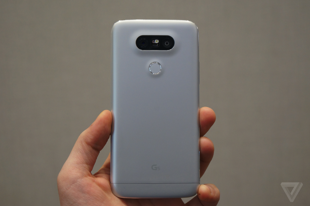 LG G5 + 악세사리 실사.jpg | 인스티즈