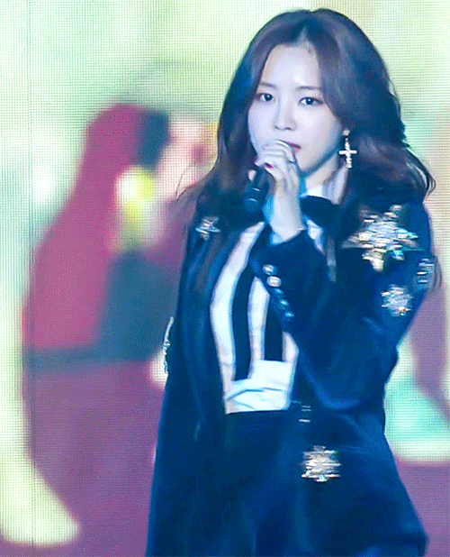 가요대전 손나은.gif | 인스티즈