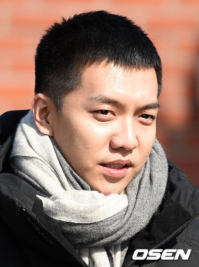 입대하는 이승기.jpg | 인스티즈