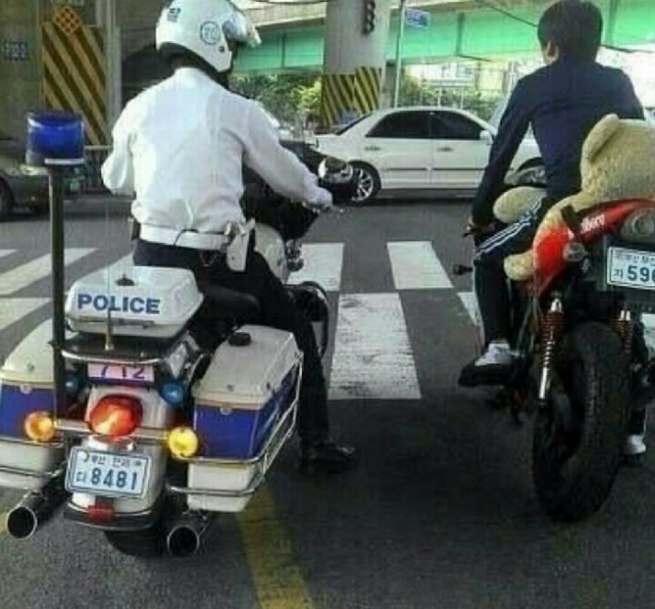 시선 정면고정 . jpg | 인스티즈