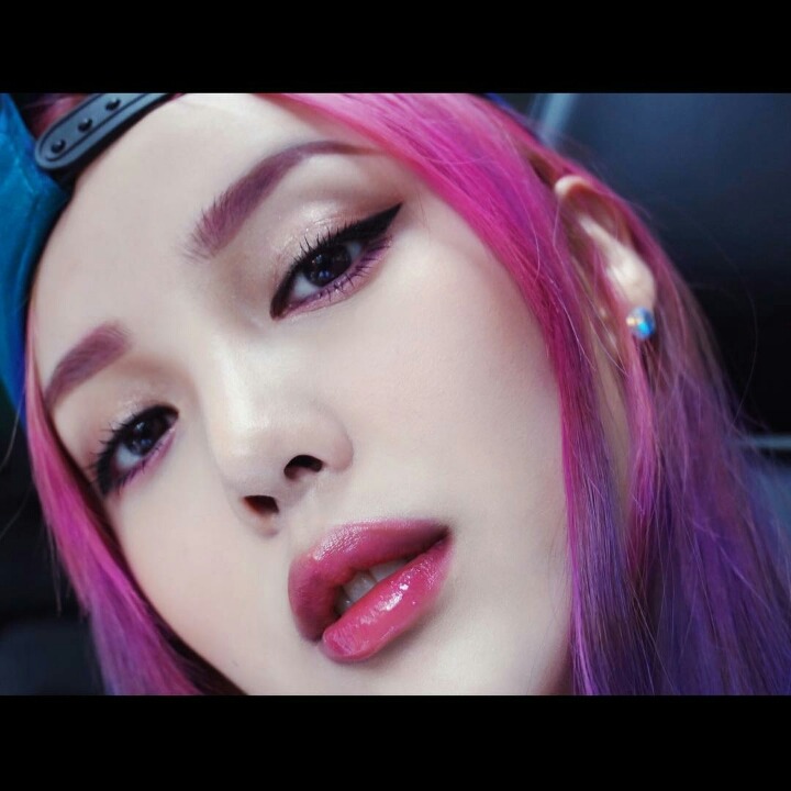 요즘 연예인급 인기 누리고있는 사람.jpg | 인스티즈