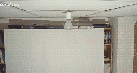 드론으로 전구 갈기 .GIF | 인스티즈
