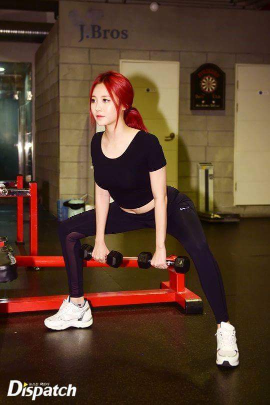 운동하는 유라 | 인스티즈
