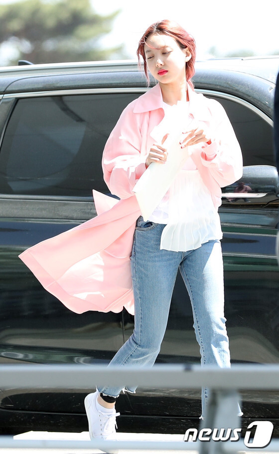 170427 또 어딘가로 출국하는 인처공항 트둥이들 | 인스티즈