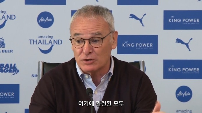 현재 지구에서 가장 뜨거운 감독.jpg | 인스티즈