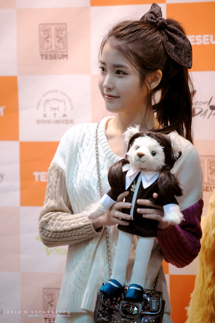 포니테일 아이유.jpgif | 인스티즈