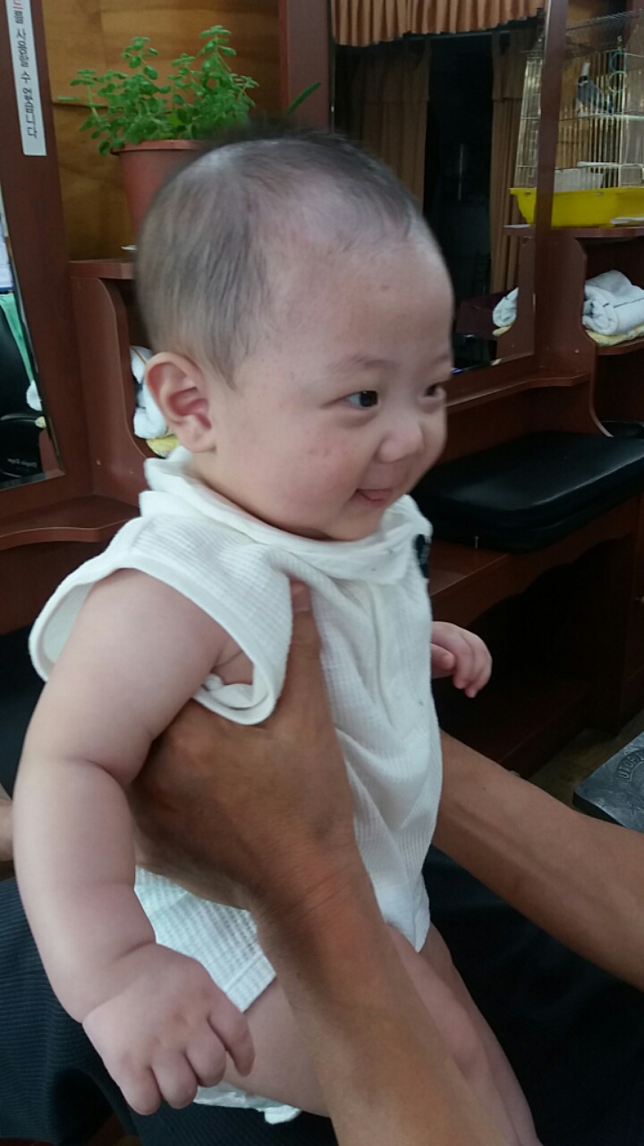현대이발관 이미지