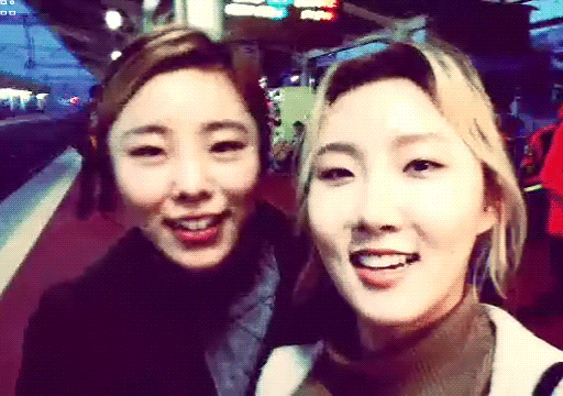 얼굴 막 쓰는 여자 아이돌 | 인스티즈