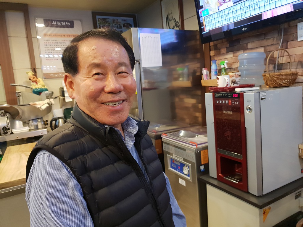 고릴라당구장 이미지
