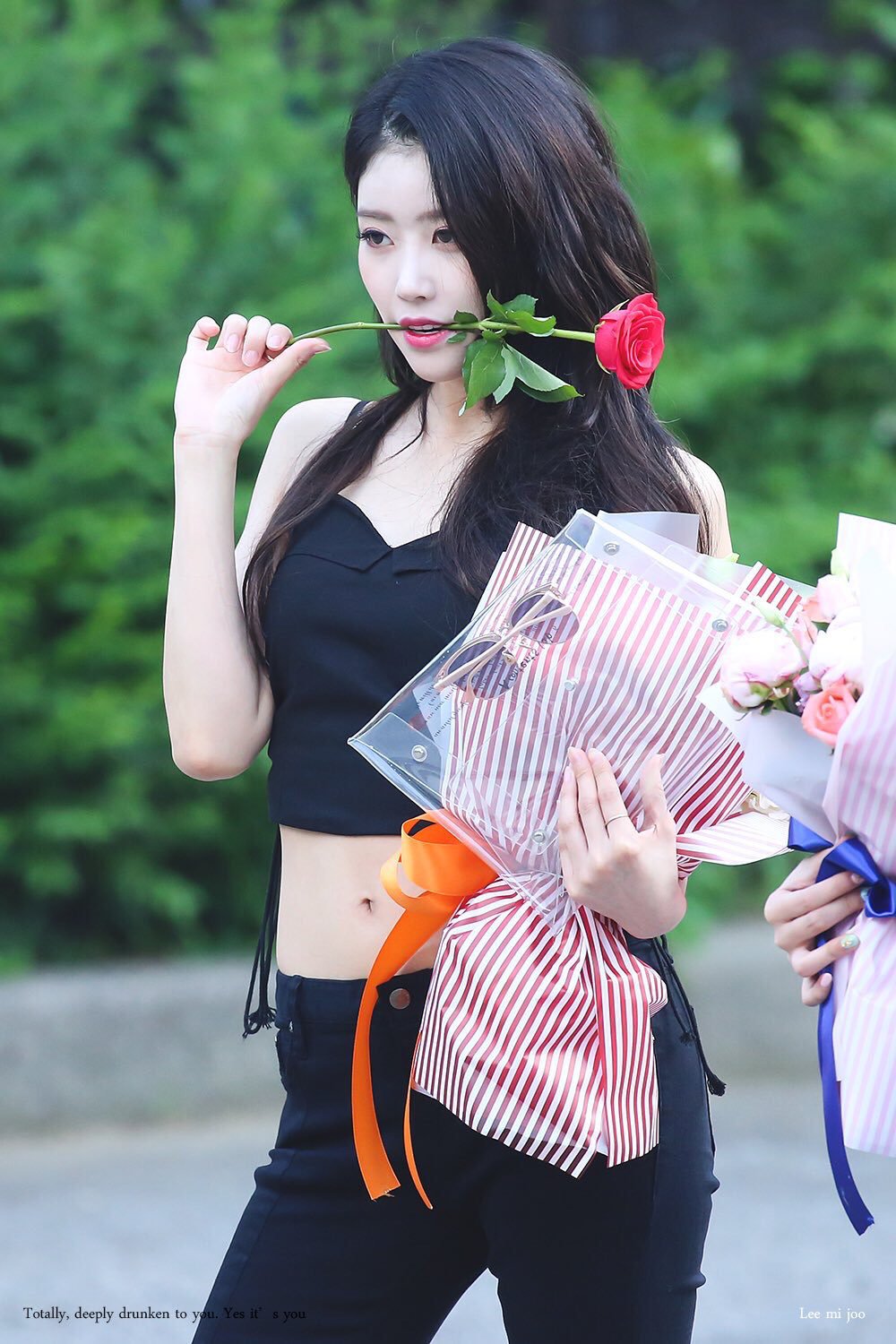 러블리즈 미주의 역대 출근길 모습 중에 최고 레전드 날.jpgif | 인스티즈