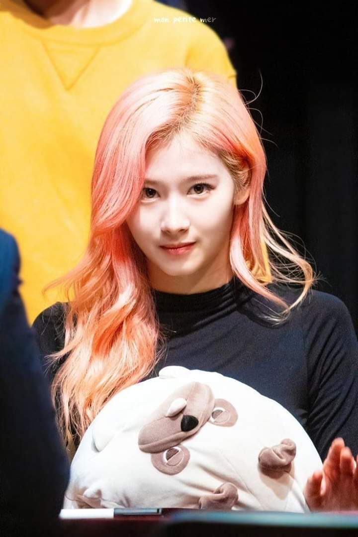 오늘이 생일인 트와이스 사나.jpgif (335장) | 인스티즈