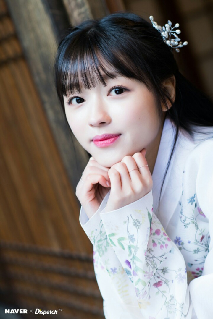오마이걸 유아 한복 사진 | 인스티즈
