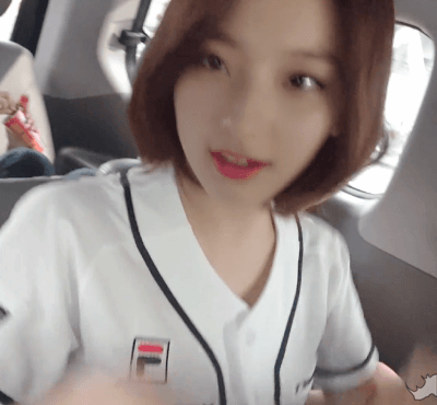 프로미스나인(fromis_9) 이새롬 여러 짤 대방출.jpgif | 인스티즈