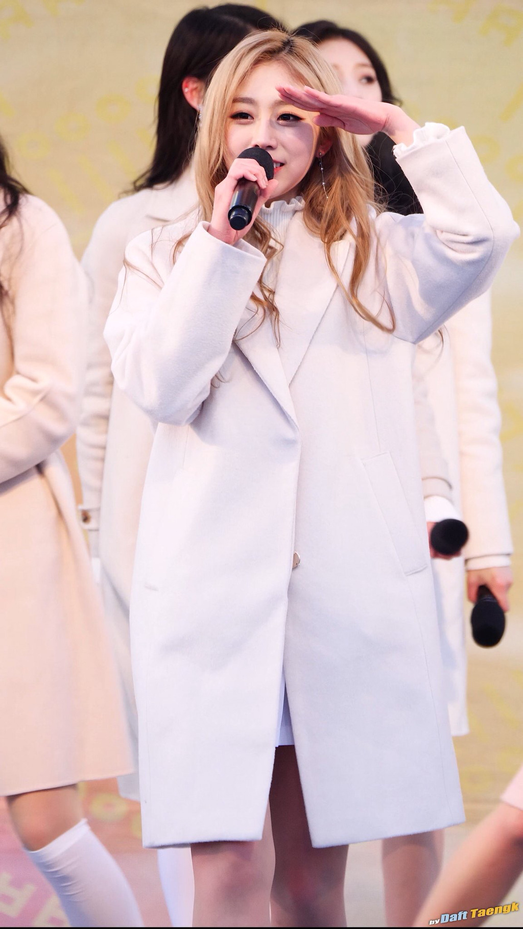 [러블리즈] 미니빔을 갖고싶은 마음이 들어서 지수 | 인스티즈