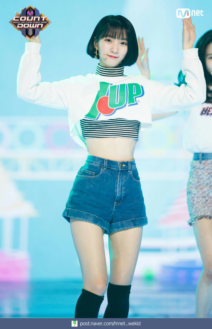 오마이걸 개미허리 비니.jpg | 인스티즈